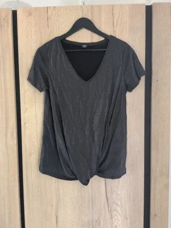 Haut Kiabi noir Taille 38