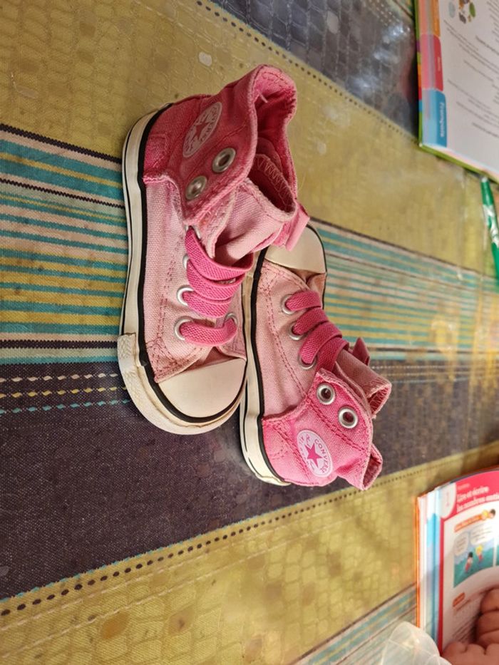 Baskets Converse All Star taille 21 - photo numéro 5