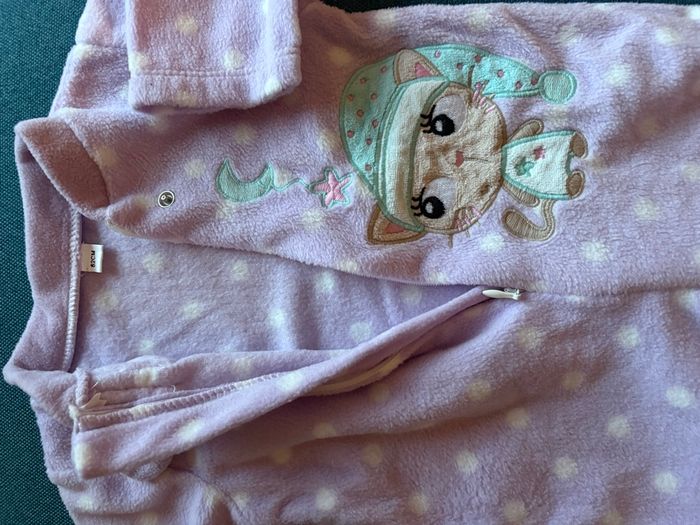 Sur pyjama ou pyjama chaud en polaire