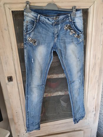 Joli.jean strass