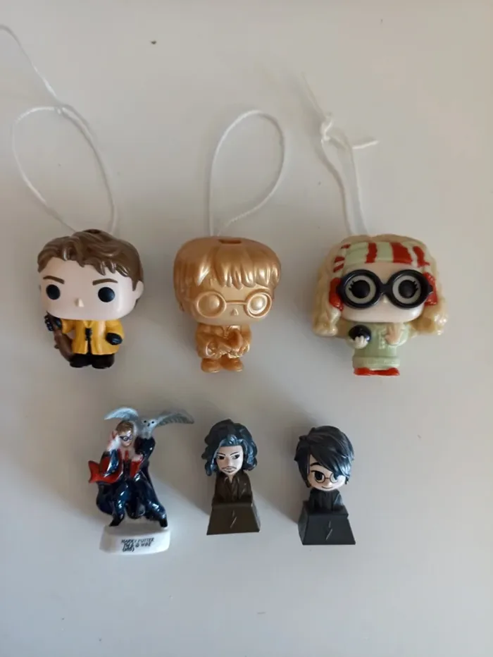 Lot 6 petites figurines Harry Potter