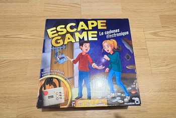 Jeu Escape Game Le Cadenas Électronique Dujardin 7 ans+ complet