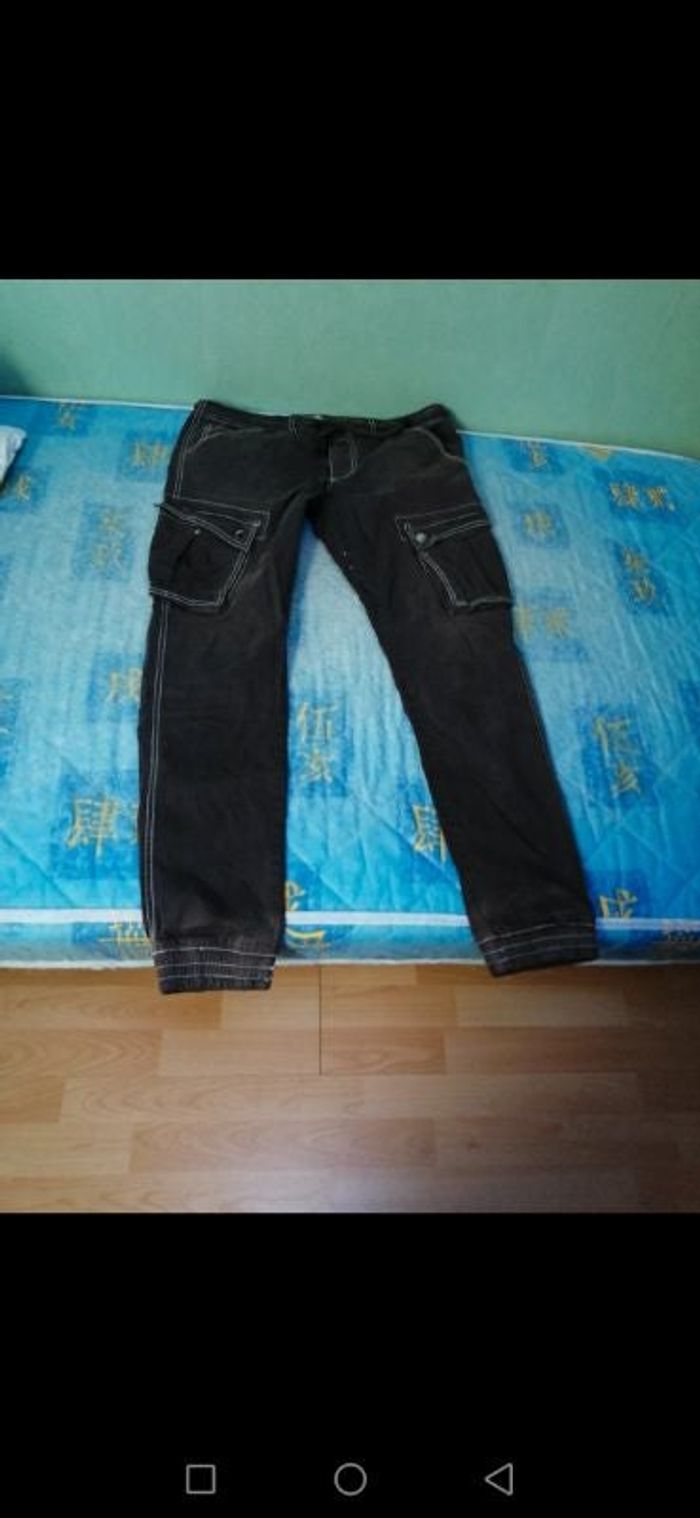 Pantalon cargo homme ou ado