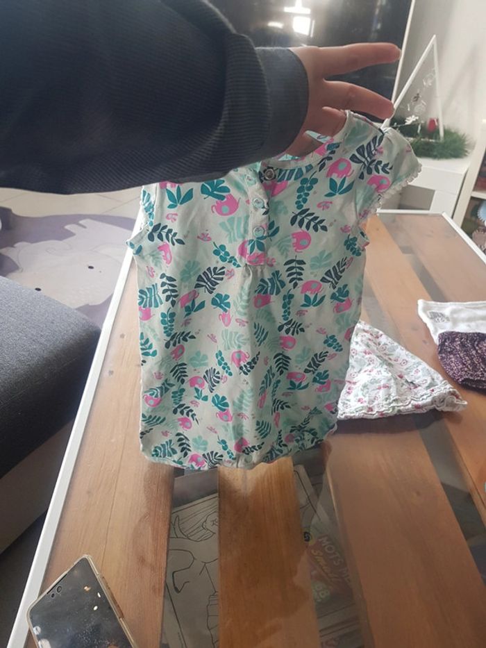 Lot 6mois un peu de tout pour l' été - photo numéro 10