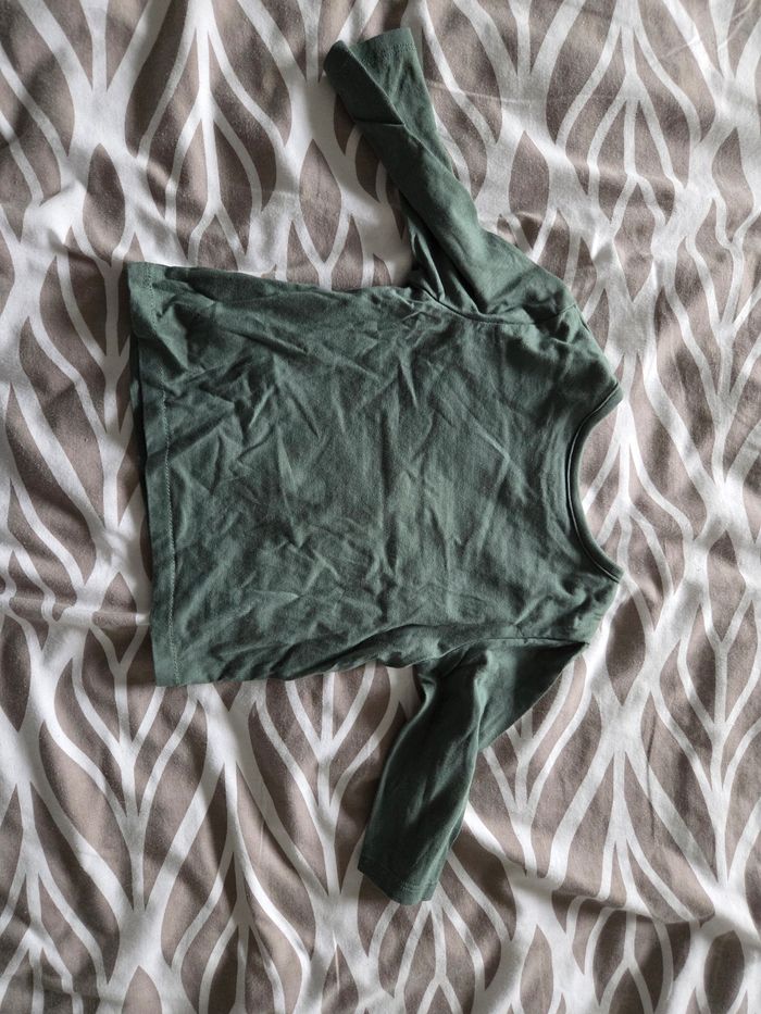 T-shirt taille 9mois - photo numéro 4