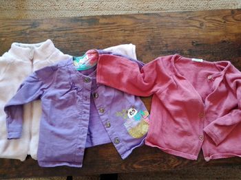 Lot gilets fille 18 mois