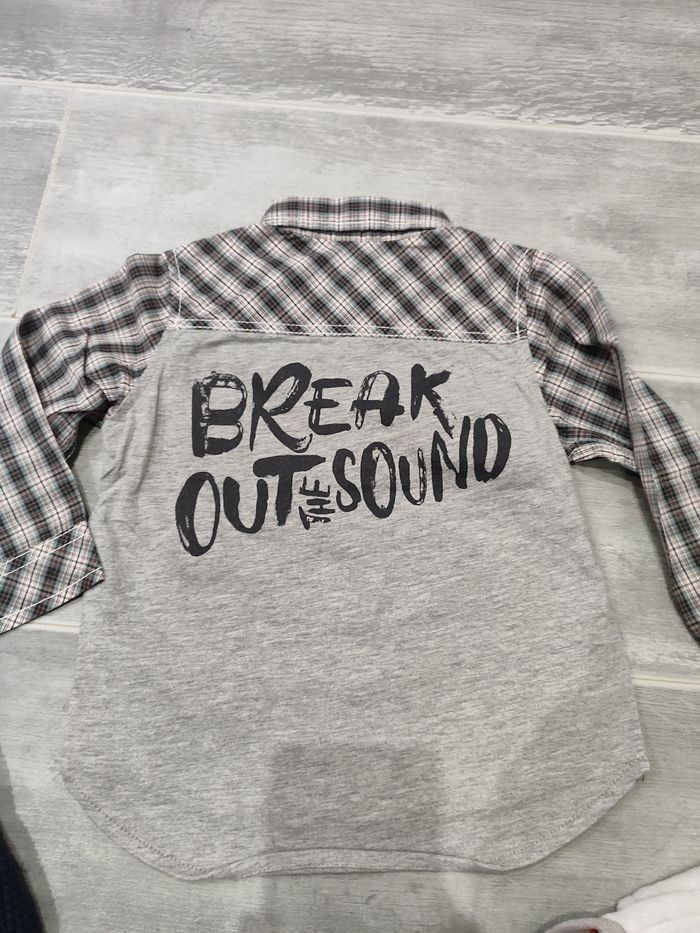 Lot vêtements en 12 mois - photo numéro 4