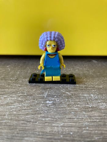 Lego Les Simpsons - Selma