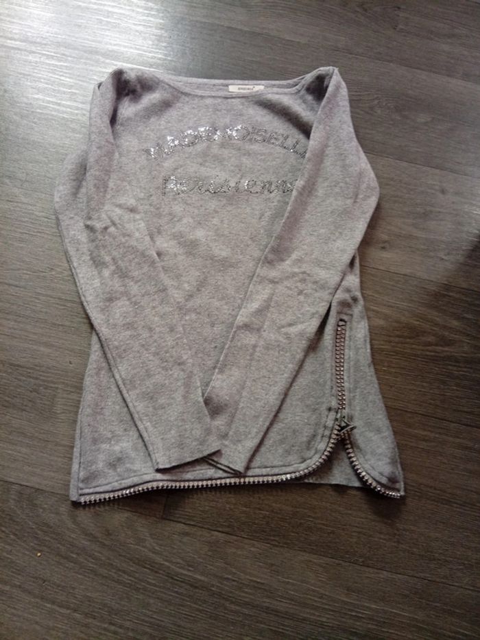 Pull gris - photo numéro 2