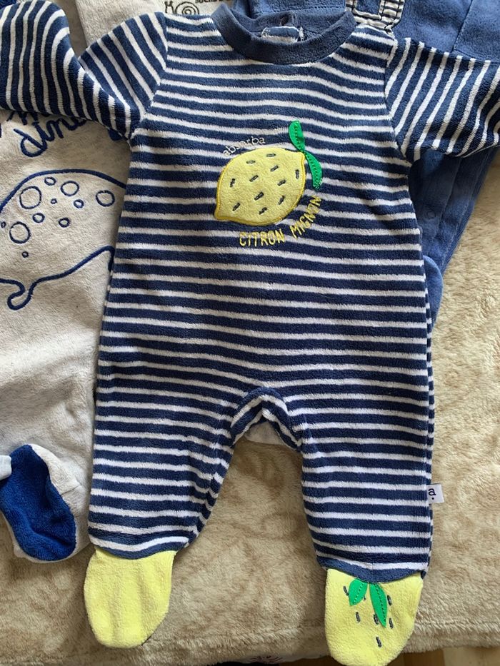 Lot pyjamas bébé 1 mois - photo numéro 2