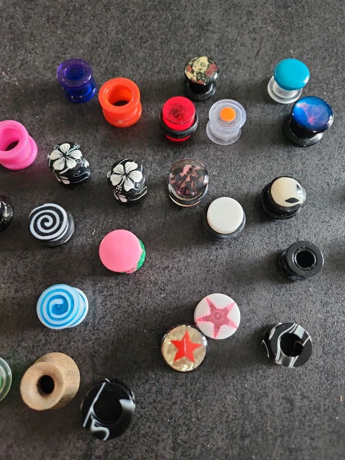 Lot de 53 écarteurs d'oreille - photo numéro 7