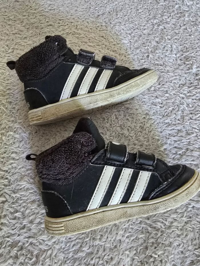 Baskets 🍒Adidas🍒pointure 22 - photo numéro 4