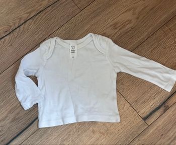 TEE shirt excellent état