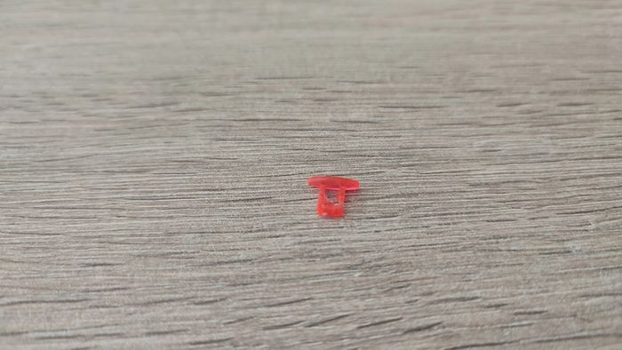 Feu latéral arrière pièce détachée miniature Chevrolet Corvette C5 1997 Burago Bburago 1/18 #B65 - photo numéro 2