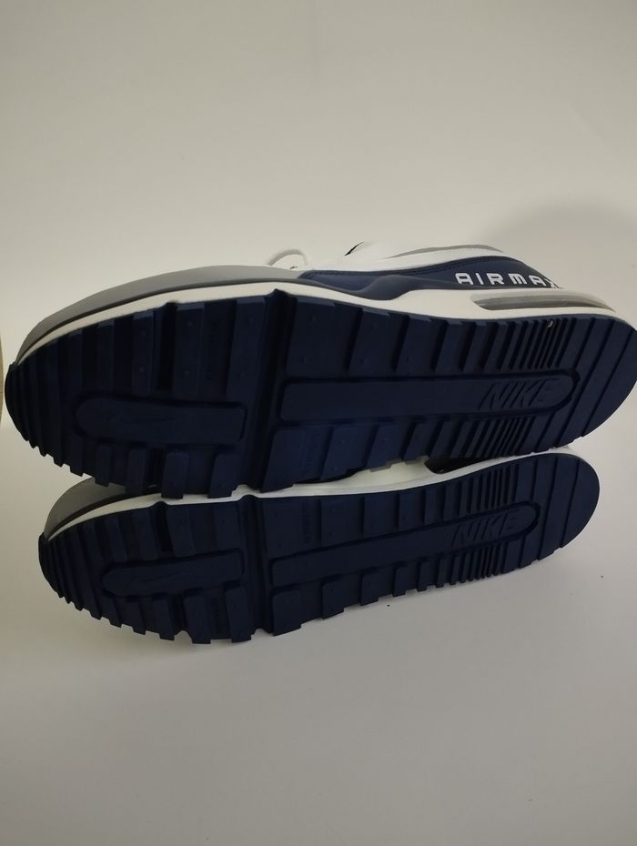 Nike Air max neuf taille 41 - photo numéro 4