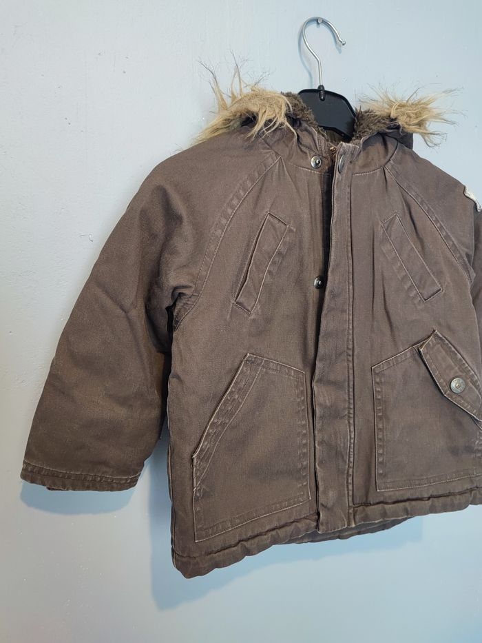 Superbe doudoune fourrée18/ 24 mois - photo numéro 2