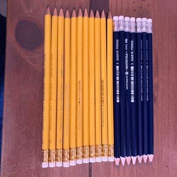 Lot de 18 crayons graphite avec gomme