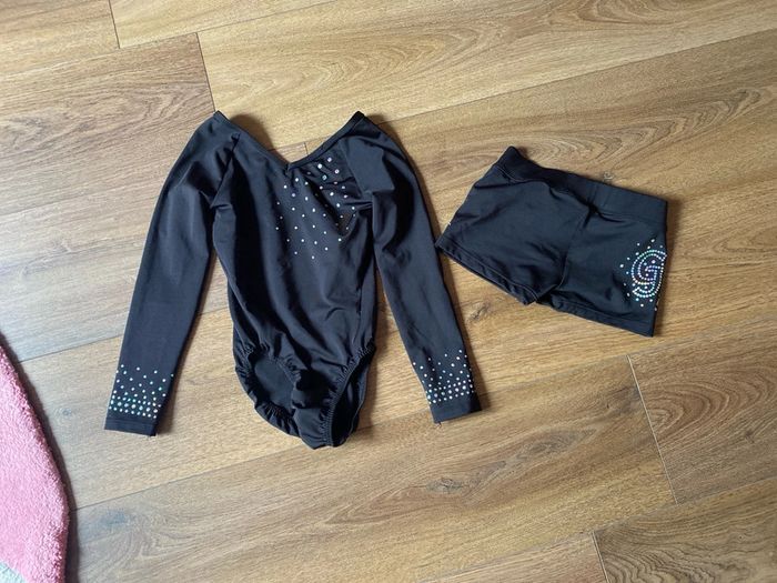 Justaucorps + short de gym