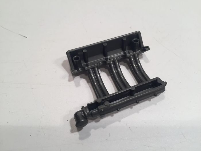 Partie moteur pièce détachée miniature Burago Mercedes 300 SL 1954 1/18 1/18e #A1 - photo numéro 2