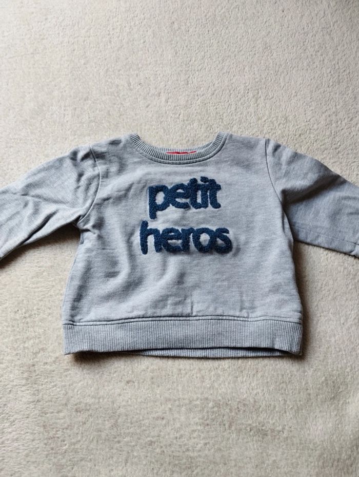Lot de pulls - photo numéro 3