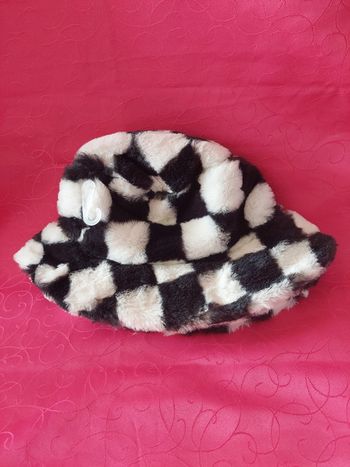 Chapeau damier adulte Claire's