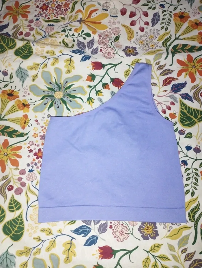 Lot 2 débardeurs crop top Primark taille S - photo numéro 4
