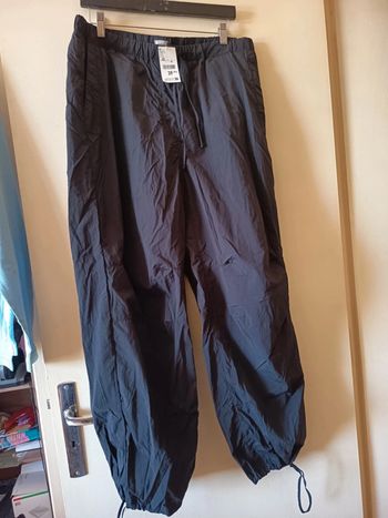 Pantalon sport unisexe. Marque Pimkie.