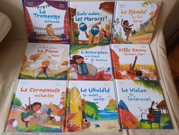 Lot de 9 livres McDo - collection "En avant la musique "