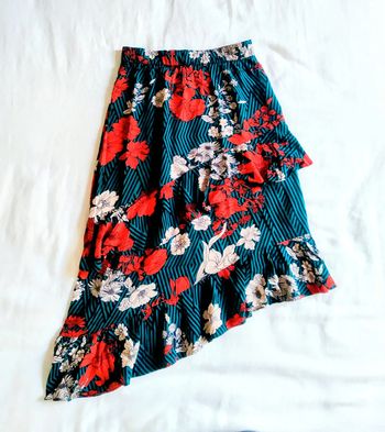 Jupe asymétrique selected t36 neuve