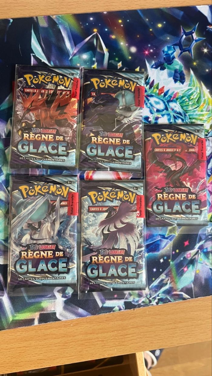 Art Set Booster Pokemon Règne de glace EB06 sous security seal