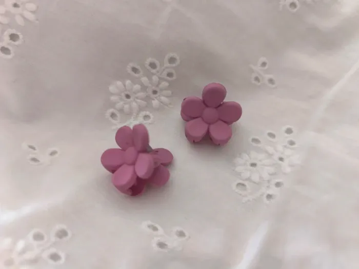 🌸 Lot de 4 mini pinces fleurs – Crème & Violet 🌸 - photo numéro 11