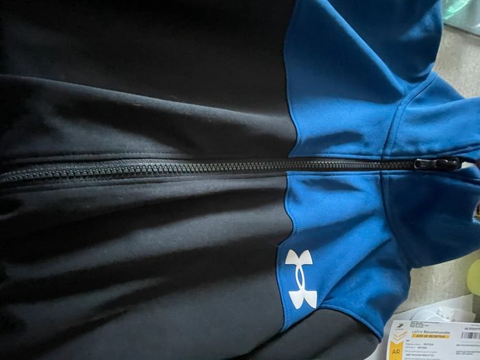 Gilet de sport Under Armour bleu et noir – Taille M - photo numéro 2