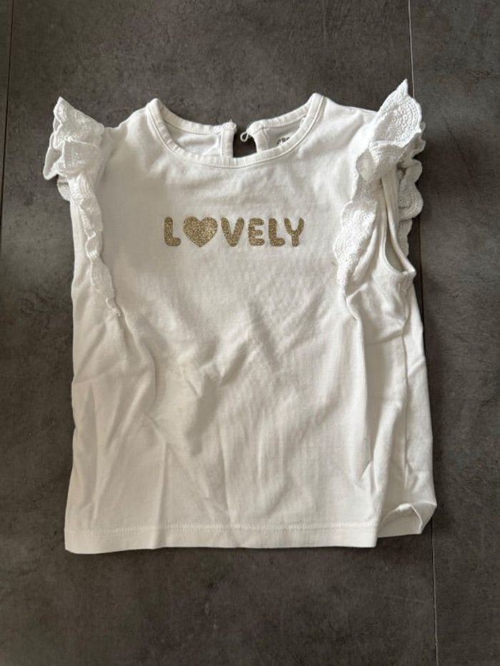 T-shirt