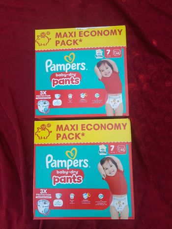 2 cartons de couches Pampers pants culottes T7 taille 7