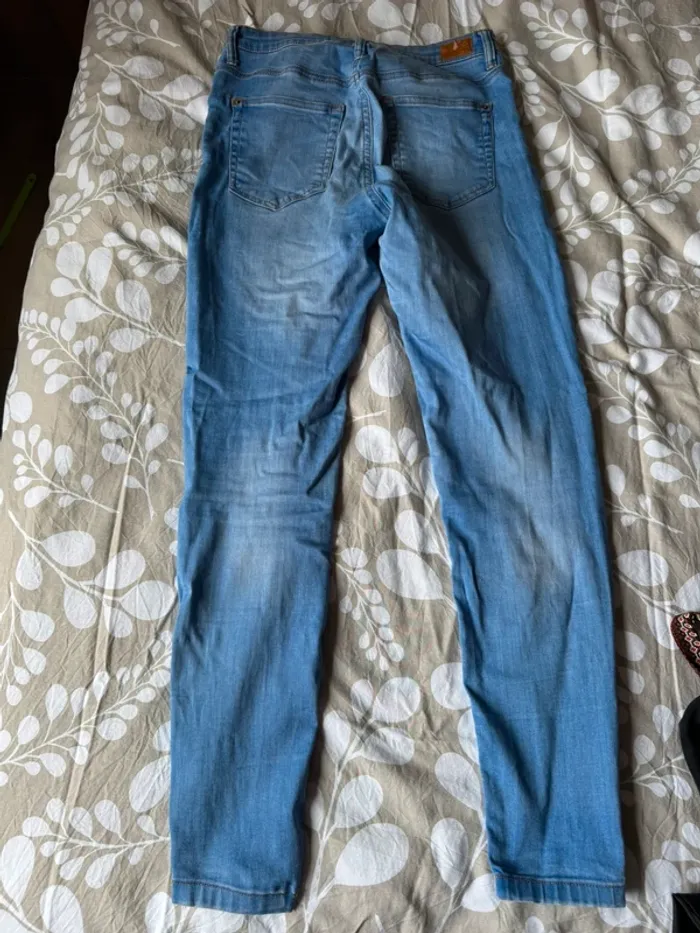 Jean skinny bleu bershka - photo numéro 3