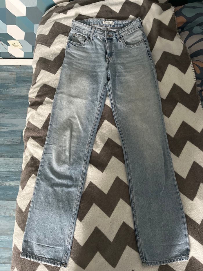 Jean bleu Pull & Bear, en très bon état. - photo numéro 5