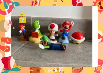 Lot figurines Mario