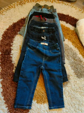Lot 8 pantalons / jeans / jogging