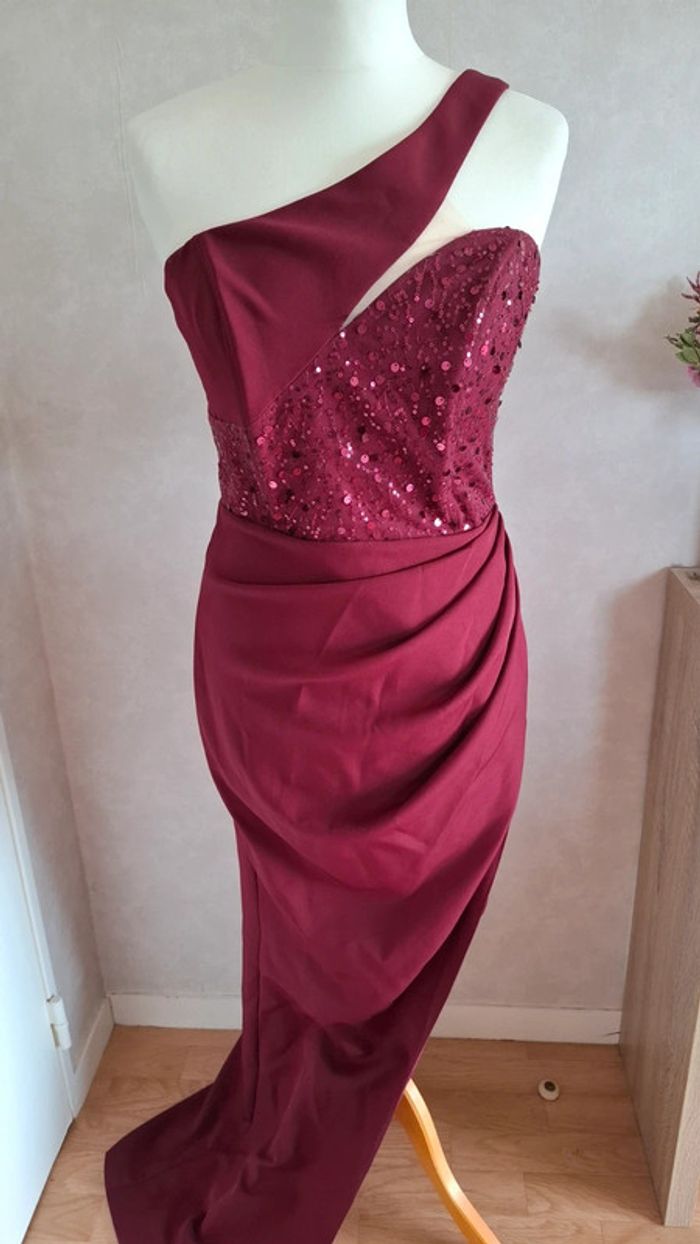 Robe de soirée bordeaux