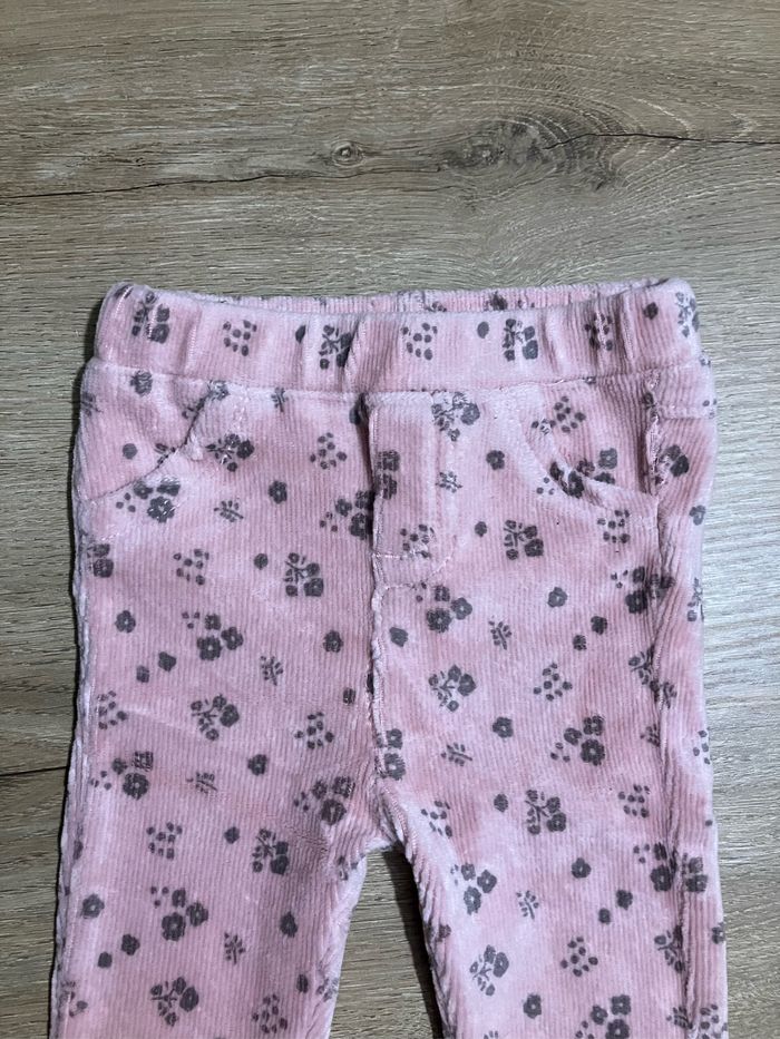 Pantalon velours 6 mois 🌺 - photo numéro 2