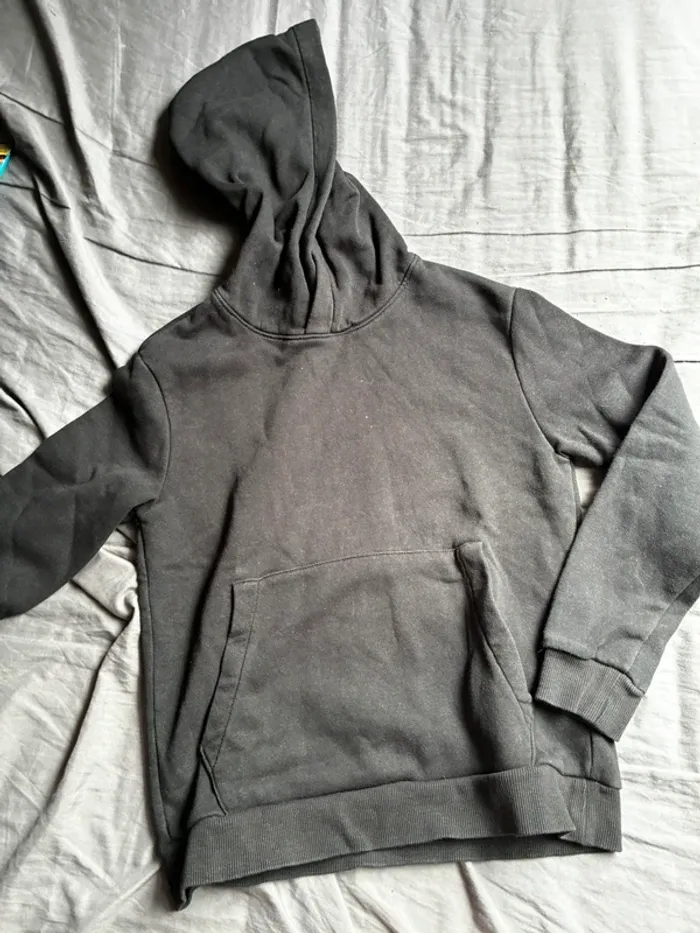 Pull noir H&M - photo numéro 2