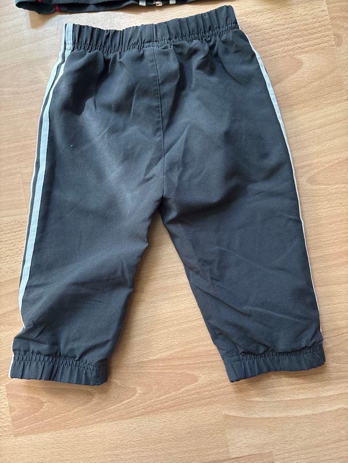 Bel ensemble survêtement jogging Adidas T. 18 mois garçon TBE - photo numéro 6