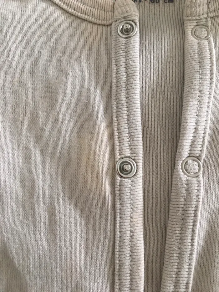 Gilet vertbaudet 6 mois + bonnet coordonné - photo numéro 4
