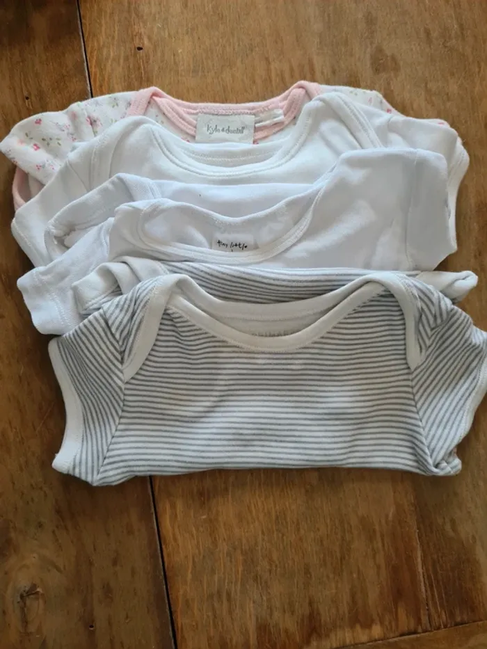Lot 10 pièces 3-6 mois été fille - photo numéro 2