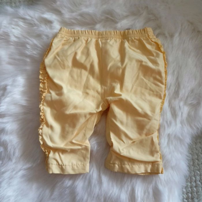 Lot pantalons fille 3 mois - photo numéro 2