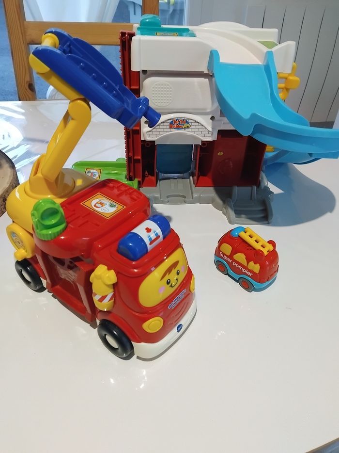 Ma caserne de pompier Vtech - photo numéro 4