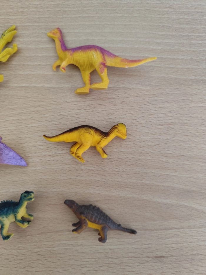 Lot de 6 figurines dinosaure #2 - photo numéro 3