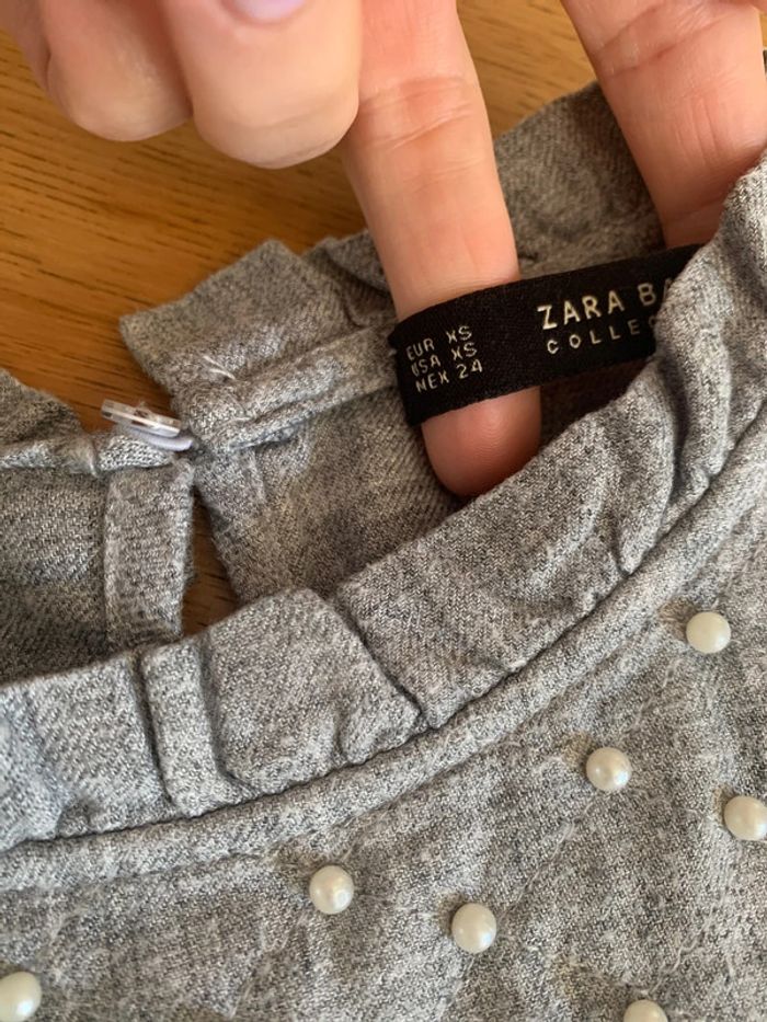 Blouse grise et perles XS - photo numéro 3