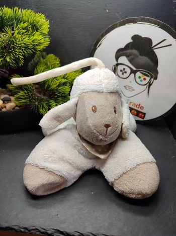 Doudou musical mouton blanc beige foulard pois peluche nattou Cappuccino Peluche