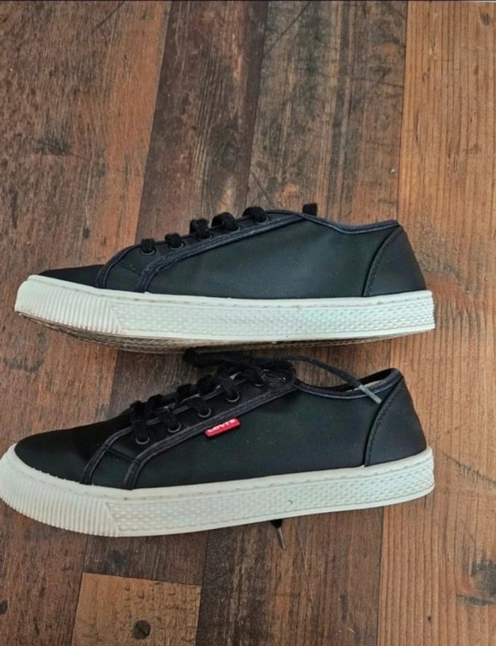 Basket Levis Malibu cuir femme pointure 40 - photo numéro 4